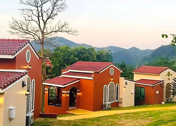 Royal Good View & Farm * สวนผึ้ง