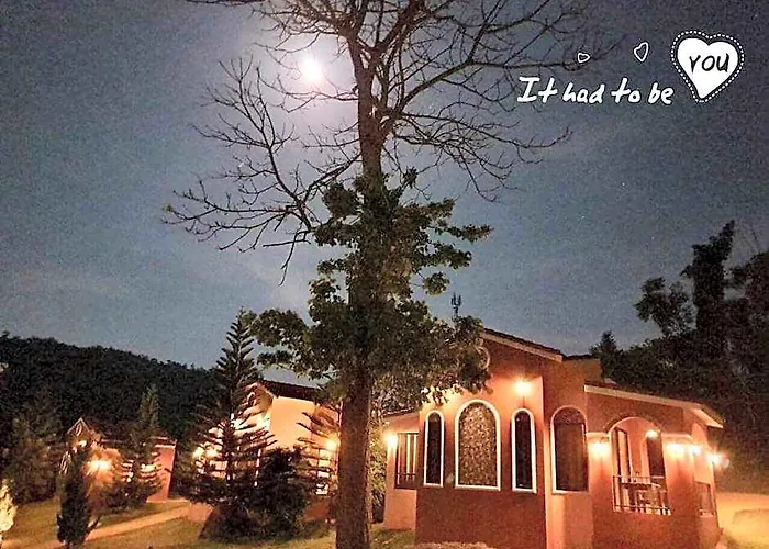 Royal Good View & Farm สวนผึ้ง
